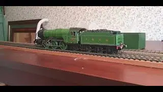 O Gauge LNER V2 4844 'Coldstreamer@ kit built