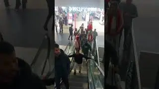 GIP Mall Noida ||Entry Gate ||The Great India Place Mall ||Sasti Shopping ka Adda||Sector18Metro