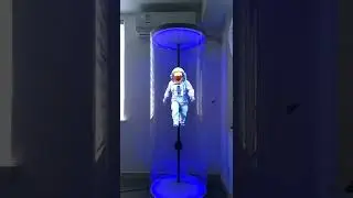3pcs splicing model astronaut #astronaut #walking #spaceman #cosmonaut #3d #holographic #ledlights