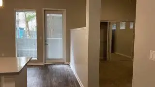 Carillon - Renovated Studio Apartment (A1 Floorplan) - Woodland Hills, CA