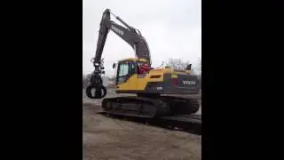 Falcon Metals, L.P. takes delivery new scrap handler crane