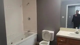 69 Trinity Place, Albany NY apt 304 spacious 1 bedroom with bonus room downtown 802-578-9065