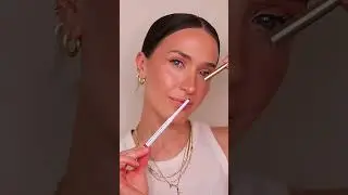 LIP INJECTIONS LIP LINER?! 😱 #makeuptutorial #makeup #makeupartist #lips #lipstick #youtubeshorts