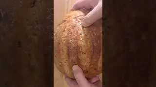&ldquo;Just listen&hellip; it&rsquo;s so satisfying.&rdquo;(Hatch Chile sourdough bread)