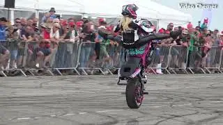 Motorbike Stunt Show - Kate Stunt