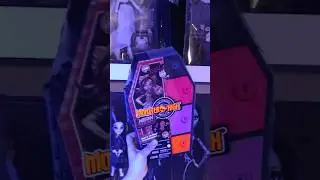 ПЕРЕОДЕЛА ТОРУ Monster High Skulltimate Secrets Neon Frights Doll & Accessories