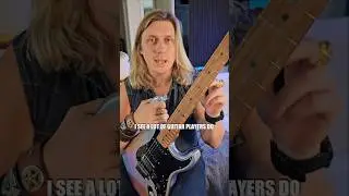 the worst guitar player mistake