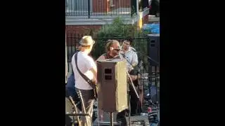 Show de ruelle Bernard adamus