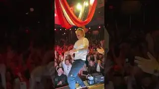 The Chainsmokers prank Ed Sheeran 😂#lasvegas #club #prank #edsheeran #thechainsmokers