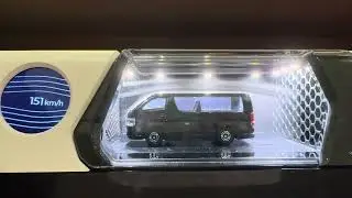 Airflow: TOMICA Toyota HiAce in a Wind Tunnel Ft. Fun Tech Lab Wind Tunnel