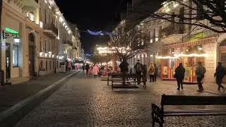 🇺🇦ЧЕРНІВЦІ ЩО ВІДБУВАЄТЬСЯ ВЕЧОРОМ НА ПЛОЩІ ???