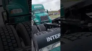 New International 🛣🚦 #wardtrucking #shipthewardway