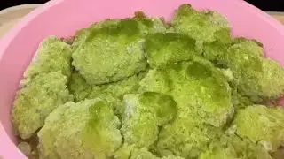YY CRUNCHY MATCHA 🍵 POWDER BLENDED DRY ICE 🧊 CHUNKS EATING BIG BITES 