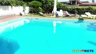 Posillipo : villa panoramica con terrazzo giardino e piscina