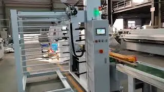 Water-based painting machine, varnish spraying equipment,For various shapes profiles of door frames,
