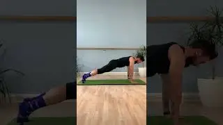 Push Up! #pilates #pushup #tricepsworkout #triceps