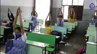 Reopening of school today for classes of 6,7 and 8 offline