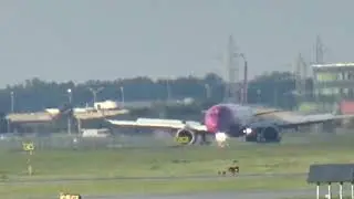 *FAIL ?!*   A320 Neo WOWair at Montreal airport