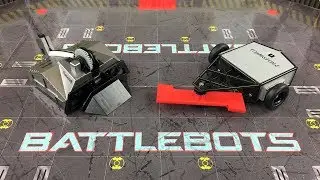 HEXBUG Battlebots Rivals Tombstone vs Blacksmith Battle Video