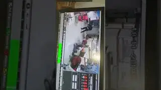 Ara Arab Bank ko lootate Hue CCTV camere me kaid