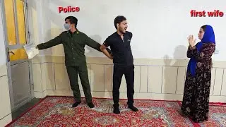 Love or Jealousy: Police Arriving, Second Wife's Anger Towards First Wife