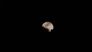 Sommermond in Rom