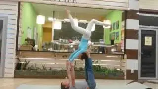AcroYoga Performance by Ульяна Сотникова и Евгений Малеев - ЭкоLife  -Kamchatka