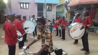 Varuthu varuthu vilagu song in pudugai symphony