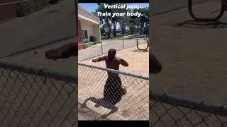 Kneeling explosive jump over a gate #bounce #plyometrics #jumpman #explosivetraining #verticaljump