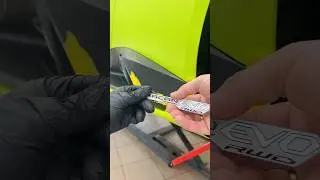 Car wrapping &ndash; how to prepare the emblem