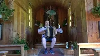 kleines Konzert in einer Bergkapelle