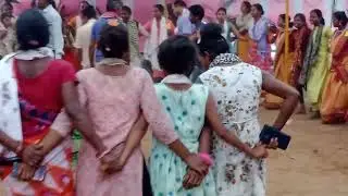 Jhunmur Parish Mahila Samelan At-Jharbeda Sailo dance.