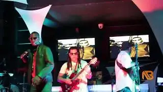 MI RESISTENCIA ES DEBIL NANDO BOOM AND THE EXPLOSION BAND (LIVE)