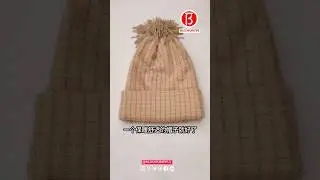 Altering an unwanted scarf: beautiful and warm clothing upcycling scarf hat