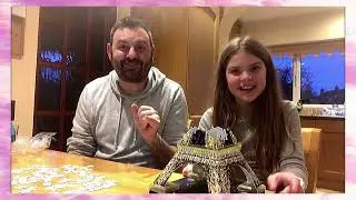 The ‘Ravensburger’ 3D Eiffel Tower puzzle @RavensburgerUK
