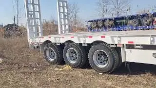 Low flatbed transporter tailor-made factory direct sales