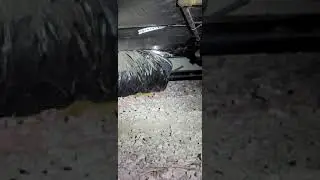 Disconnected air duct