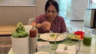 IMG 3611 Aruna & Hari Sharma Breakfast JW Marriott 5* Kitchen Fengxian Shanghai, China, Sep 25, 2025