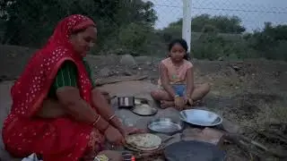 દાદા ની વાડી એ દીકરી ની મોજ. કઢી અને ખીચડી.