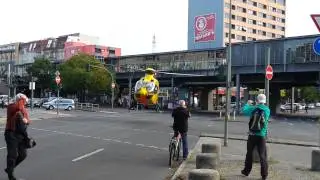 20140919 Rescue Helicopter lift off - Berlin, Nollendorfplatz