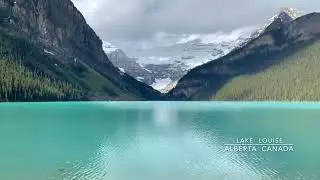 Lake Louise Hamlet in Alberta , Canada