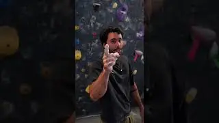 The difference between v3 and v6 climbers #climbers #bouldering