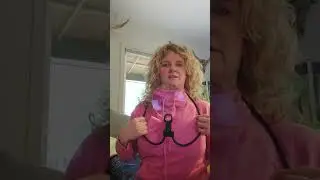 Look Ma...No Hands! This hand's free magnifier is AWESOME! #ad
