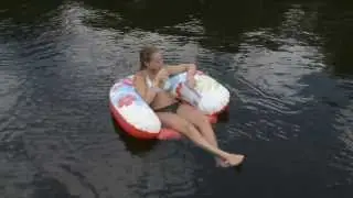 WOW U Float Lounge