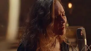Ninni Poij&auml;rvi - Kiitos (Official Music Video)