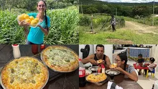COLHENDO MARACUJ&Aacute;/ LIMPANDO O QUINTAL / FIZ PIZZA DE FRANGO E CALABRESA 