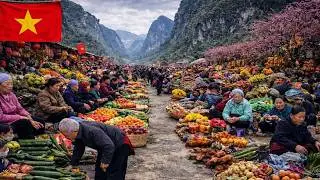 IN THE DAYS LEADING UP TO TET (LUNAR NEW YEAR) - THE MARKET IS AS CROWDED AS A FESTIVAL.