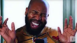 Louis York performs 
