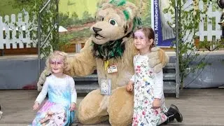 Kato Lion's Best-of: 2016 Public Fursuiting Highlights