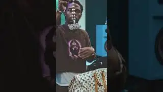Lil Baby burns his YSL chain due to all the drama in Atlanta😱